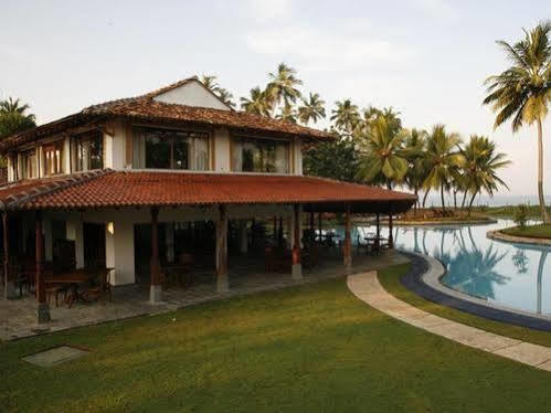 Kosgoda Beach Resort Exterior foto